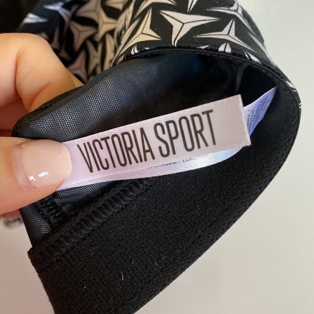 Victoria Sport by Victorias Secret VSX Black White Sports Bra Size Large - Picture 8 of 10